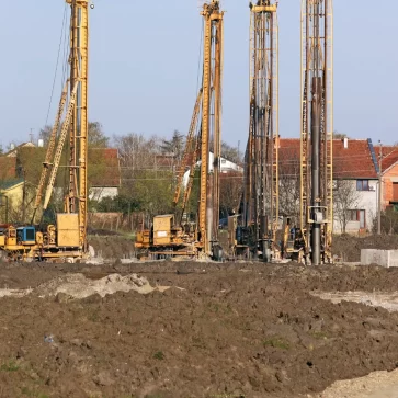 Benefícios da Sondagem SPT para Projetos de Construção